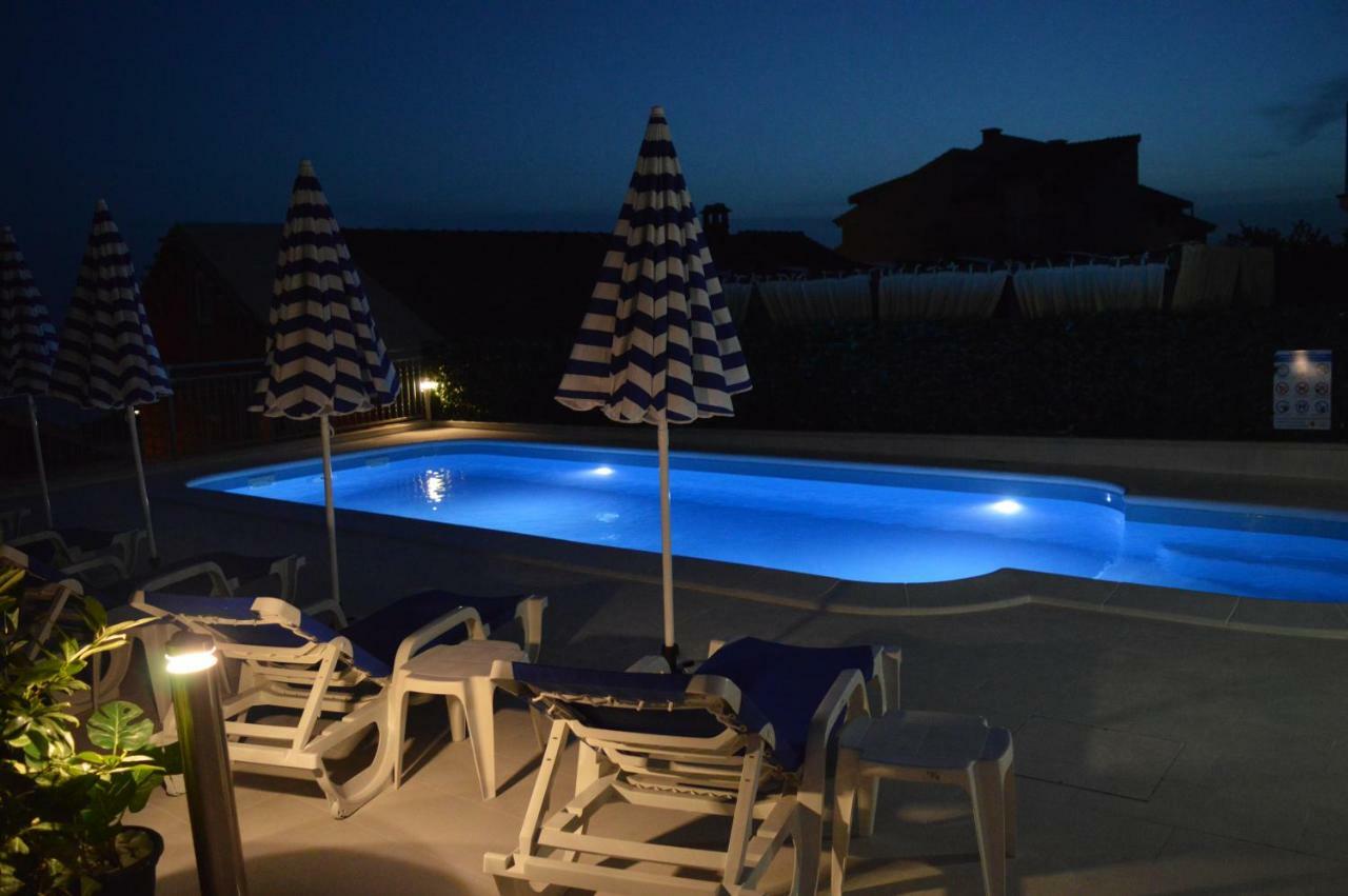 Apartments Vinka Ποντστράνα Εξωτερικό φωτογραφία